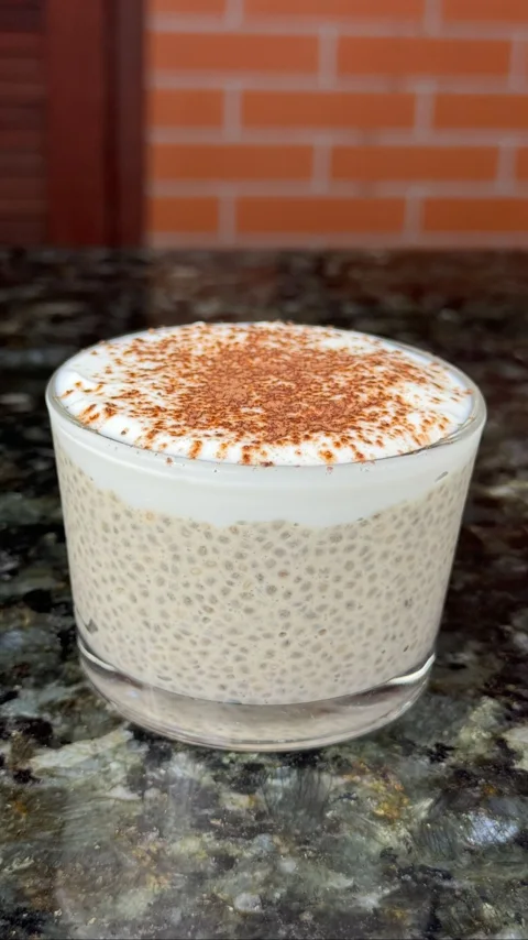 Chia com café e iogurte, receita de Elize Miranda